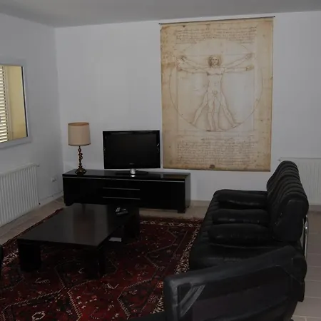 Vuelta Villa *